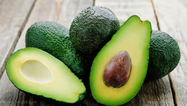 Avocado-Dark-Market-Slice-Fresh-Rustic-Closeup.jpg